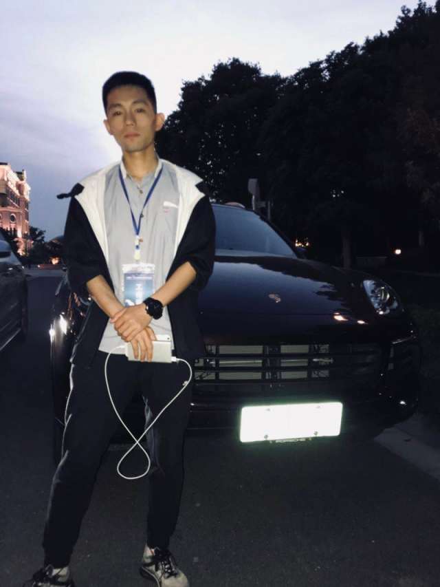 背靠背赛记02.jpg