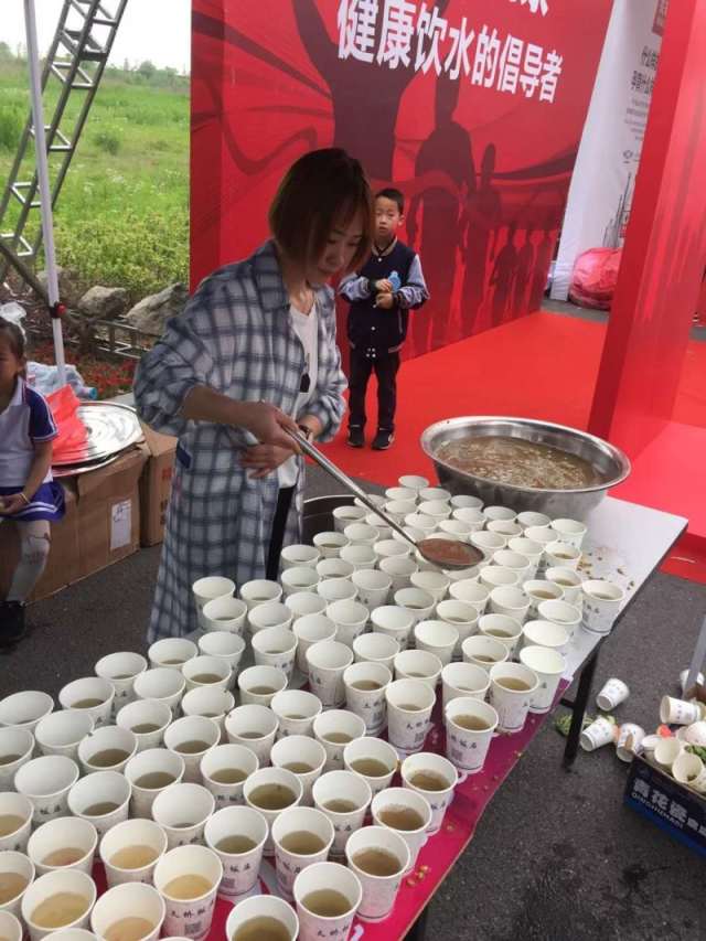 背靠背赛记06.jpg
